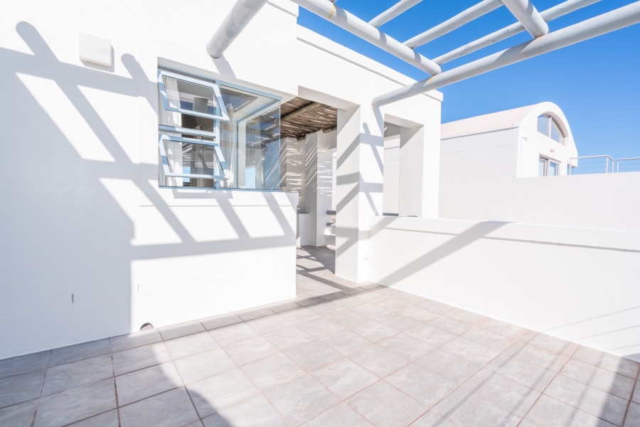 4 Bedroom Property for Sale in Paradise Beach Western Cape